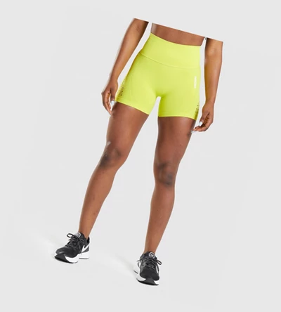Apex Seamless Low Rise Shorts